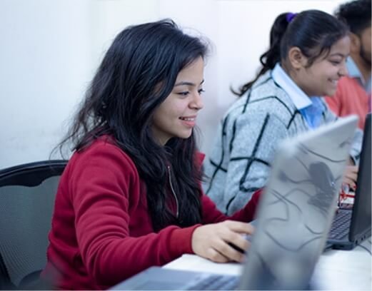 Pixel Squad, Students